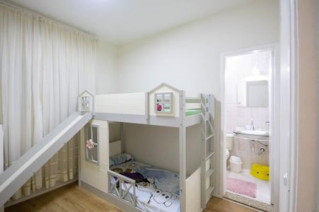 Casa à venda com 250m², 5 quartos e 3 vagasSuíte 1 casa 2