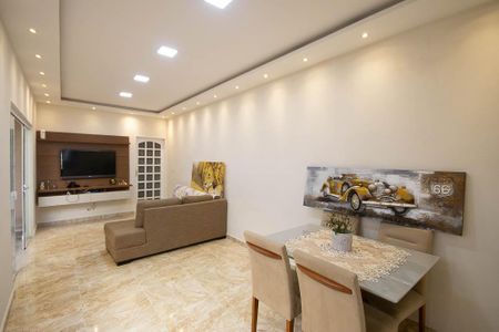 Casa à venda com 250m², 5 quartos e 3 vagasSala casa 2