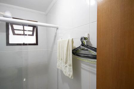 Casa à venda com 250m², 5 quartos e 3 vagasBanheiro 2 casa 1