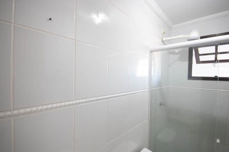 Casa à venda com 250m², 5 quartos e 3 vagasBanheiro 2 casa 1