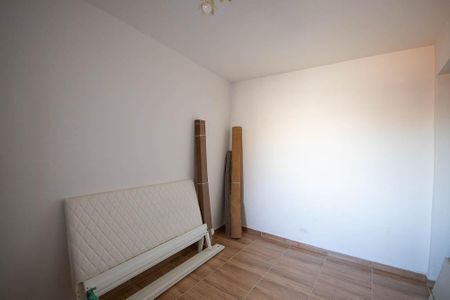 Casa à venda com 250m², 5 quartos e 3 vagasQuarto 2 casa 1