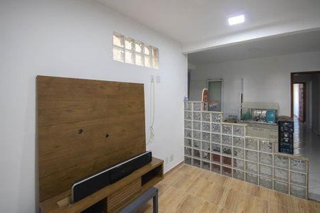Sala Casa 1 de casa à venda com 5 quartos, 250m² em Jardim Vista Alegre, São Paulo
