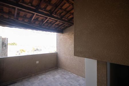 Casa à venda com 250m², 5 quartos e 3 vagasÁrea de Serviço casa 2