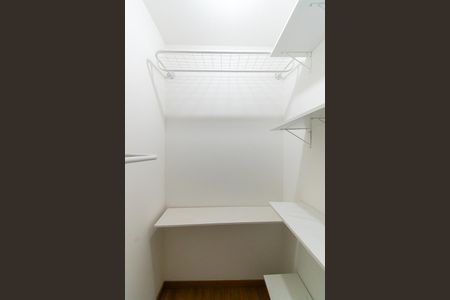 Apartamento para alugar com 50m², 1 quarto e 1 vaga Apartamento para alugar com 50m², 1 quarto e 1 vagaCloset