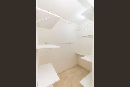 Apartamento para alugar com 50m², 1 quarto e 1 vaga Apartamento para alugar com 50m², 1 quarto e 1 vagaCloset