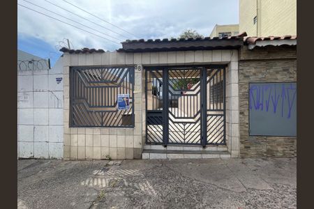 Apartamento para alugar com 45m², 2 quartos e sem vaga Apartamento para alugar com 45m², 2 quartos e sem vagaFachada+Placa