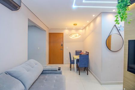 Sala de apartamento à venda com 2 quartos, 56m² em Morro Santana, Porto Alegre
