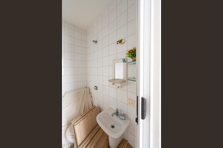 Casa à venda com 230m², 3 quartos e 3 vagasBanheiro de Serviço