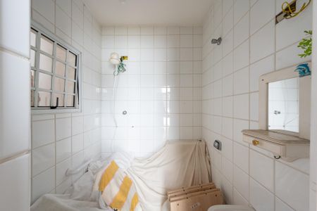 Casa à venda com 230m², 3 quartos e 3 vagasBanheiro de Serviço