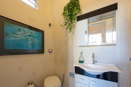 Casa à venda com 230m², 3 quartos e 3 vagasLavabo