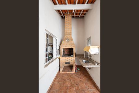 Casa à venda com 230m², 3 quartos e 3 vagasChurrasqueira