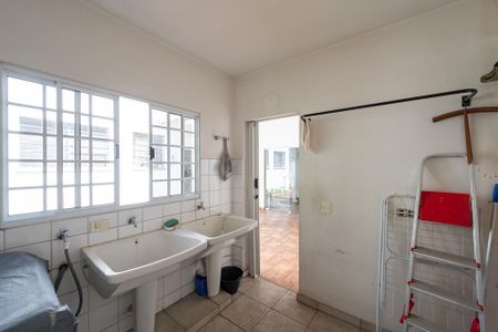 Casa à venda com 230m², 3 quartos e 3 vagasÁrea de Serviço