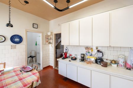 Casa à venda com 230m², 3 quartos e 3 vagasCozinha