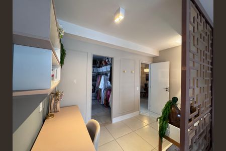 Apartamento à venda com 227m², 3 quartos e 2 vagasSuíte 1 