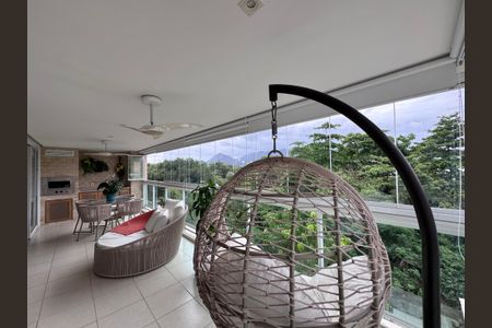 Varanda de apartamento à venda com 3 quartos, 227m² em Barra da Tijuca, Rio de Janeiro