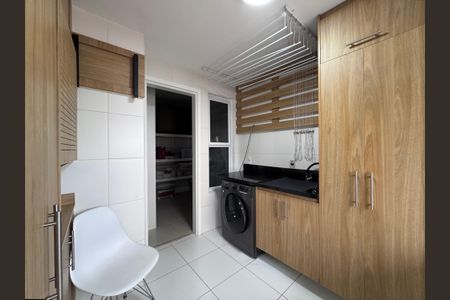 Apartamento à venda com 227m², 3 quartos e 2 vagasÁrea de Serviço