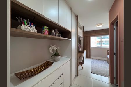 Apartamento à venda com 227m², 3 quartos e 2 vagasSuíte 2