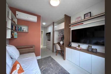 Apartamento à venda com 227m², 3 quartos e 2 vagasSuíte 2