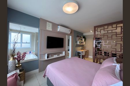 Apartamento à venda com 227m², 3 quartos e 2 vagasSuíte 1 