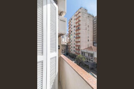 Apartamento para alugar com 74m², 3 quartos e sem vagaVaranda do Quarto 2