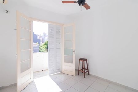 Quarto 2 de apartamento para alugar com 3 quartos, 74m² em Cidade Baixa, Porto Alegre