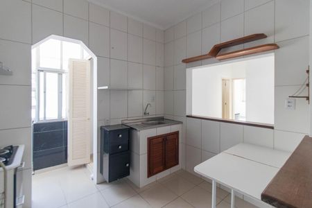 Apartamento para alugar com 74m², 3 quartos e sem vagaCozinha e Área de Serviço
