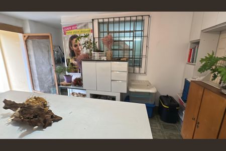 Casa à venda com 238m², 5 quartos e 3 vagasQuarto de Serviço