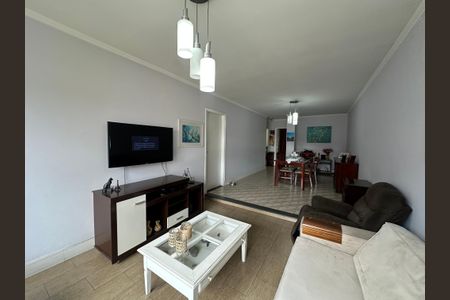 Casa à venda com 238m², 5 quartos e 3 vagasSala