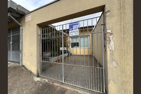 Casa à venda com 238m², 5 quartos e 3 vagasFachada