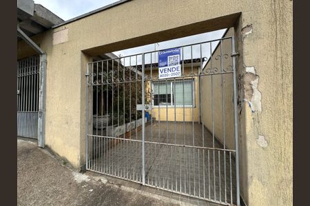 Casa à venda com 238m², 5 quartos e 3 vagasFachada