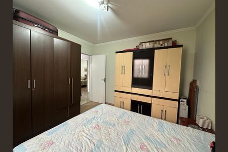 Casa à venda com 238m², 5 quartos e 3 vagasQuarto 1