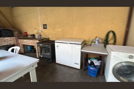 Casa à venda com 238m², 5 quartos e 3 vagasÁrea comum - Churrasqueira