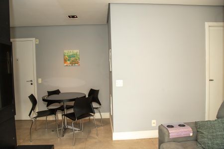 Apartamento para alugar com 37m², 1 quarto e 1 vagaSala