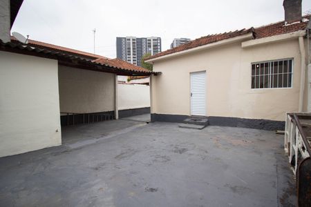 Casa para alugar com 250m², 2 quartos e 5 vagasQuintal