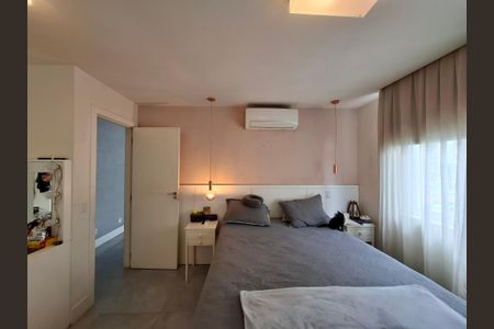 Apartamento à venda com 93m², 2 quartos e 1 vagaSuíte