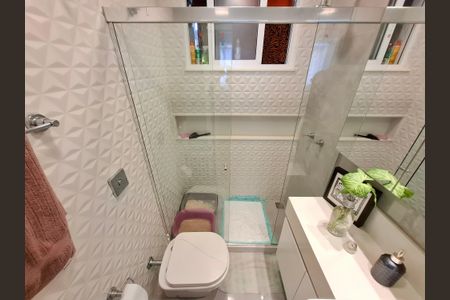 Apartamento à venda com 93m², 2 quartos e 1 vagaBanheiro 2