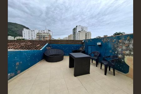 Apartamento à venda com 93m², 2 quartos e 1 vagaÁrea externa