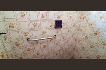 Casa para alugar com 191m², 4 quartos e 7 vagasBanheiro Social