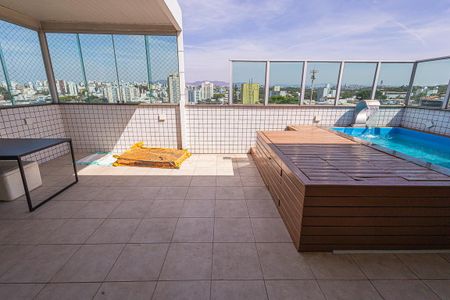 Apartamento à venda com 203m², 4 quartos e 3 vagas Apartamento à venda com 203m², 4 quartos e 3 vagasCobertura