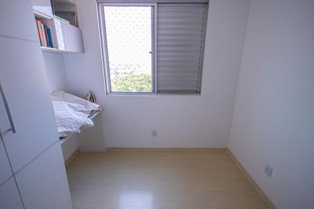 Apartamento à venda com 203m², 4 quartos e 3 vagas Apartamento à venda com 203m², 4 quartos e 3 vagasQuarto 2