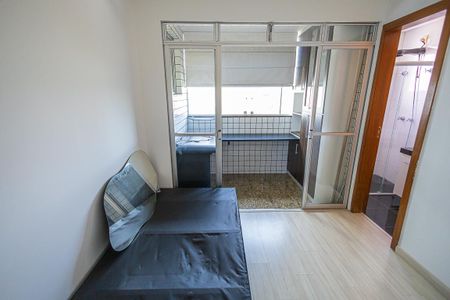 Apartamento à venda com 203m², 4 quartos e 3 vagas Apartamento à venda com 203m², 4 quartos e 3 vagasSuíte