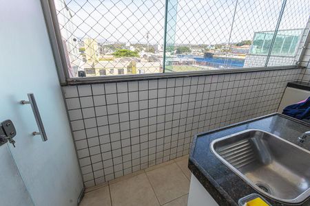 Apartamento à venda com 203m², 4 quartos e 3 vagas Apartamento à venda com 203m², 4 quartos e 3 vagasÁrea de Serviço
