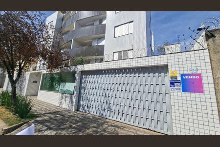 Apartamento à venda com 203m², 4 quartos e 3 vagas Apartamento à venda com 203m², 4 quartos e 3 vagasFachada