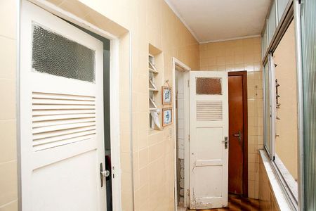 Apartamento à venda com 94m², 3 quartos e sem vagaÁrea de Serviço + Despensa