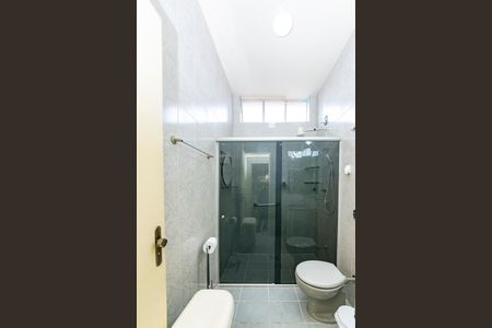 Apartamento à venda com 70m², 2 quartos e 1 vagaBanheiro Social