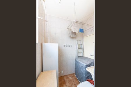 Apartamento à venda com 70m², 2 quartos e 1 vagaÁrea de Serviço