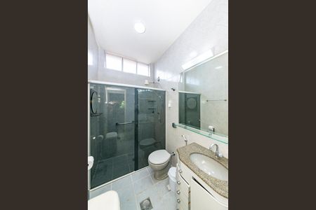 Apartamento à venda com 70m², 2 quartos e 1 vagaBanheiro Social