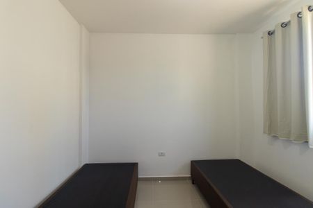 Quarto de kitnet/studio para alugar com 1 quarto, 30m² em Jardim das Américas, Curitiba