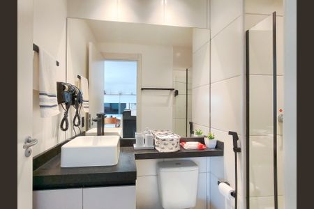 Studio à venda com 32m², 1 quarto e sem vagaBanheiro do Estúdio