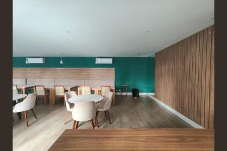 Studio à venda com 32m², 1 quarto e sem vagaÁrea comum - Salão de festas